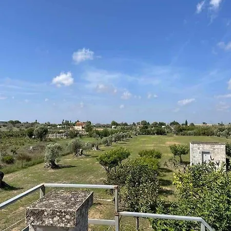 Rosa Tra Campagna E Mare Отель